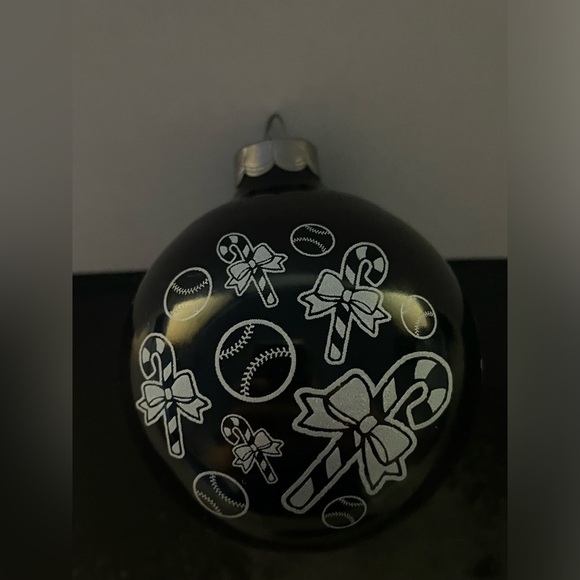 MLB Chicago White Sox 2010 Collectible Ornament - Picture 4 of 8